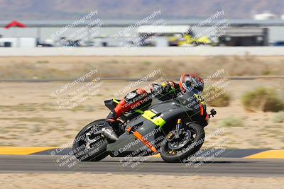 media/Oct-07-2023-CVMA (Sat) [[f84d08e330]]/Race 5 Amatuer Formula Middleweight/
